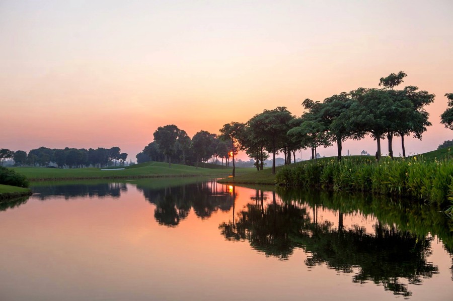 Van Tri Golf Club in Hanoi